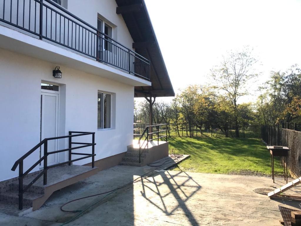 Green Nest Бэнешти Экстерьер фото