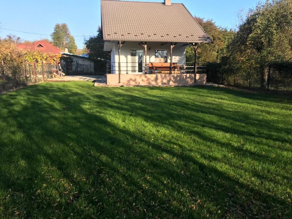 Green Nest Бэнешти Экстерьер фото